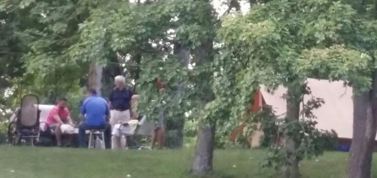 D’UN CAMPEMENT À L’AUTRE