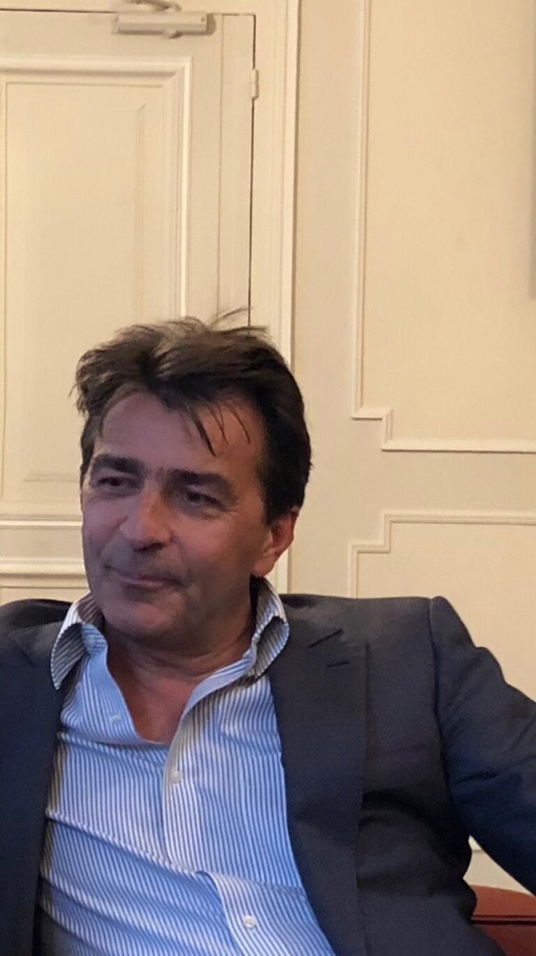 YANNICK ALLENO, LES BULLES ET LES ÉTOILES