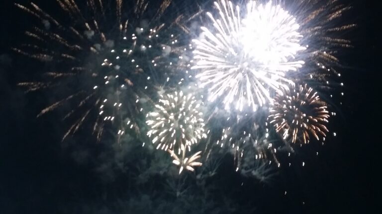 HABITS DE LUMIÈRE : UNE DYNAMIQUE TOUTE CHAMPENOISE