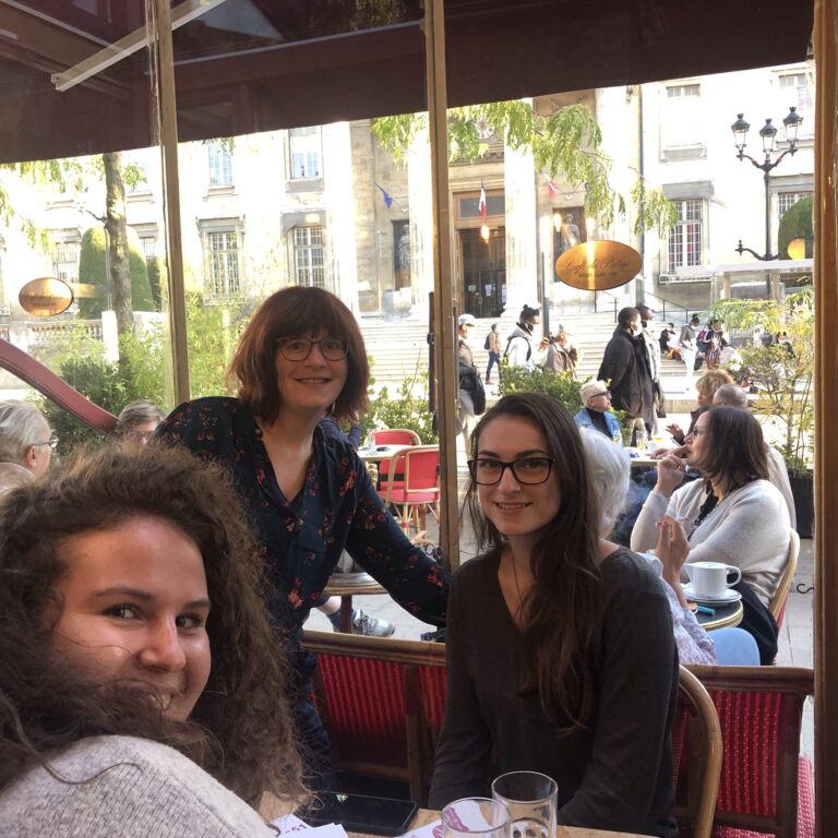 FÉMINISTES EN ACTION : « NOUS TOUTES » ARRIVE DANS LA MARNE