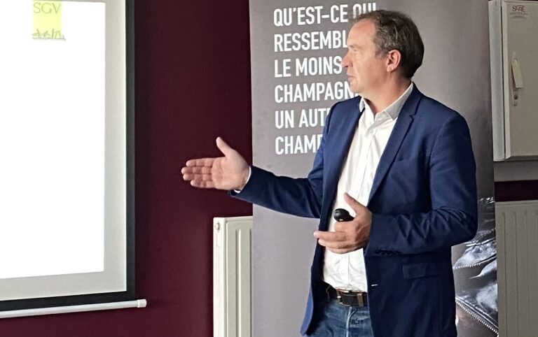 CHAMPAGNE : L’ESPOIR RENAÎT APRÈS DES MOIS D’ÉPREUVES  ON DEVRAIT VENDRE 305 MILLIONS DE BOUTEILLES