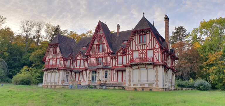 L’AVENIR COMPLIQUÉ DU DOMAINE DE COMMETREUIL