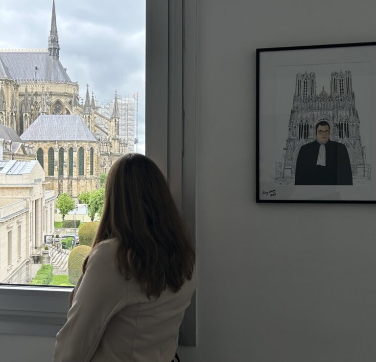 L’HUMILIATION, LES COUPS, ET LE VIOL POUR EN FINIR