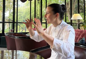 SON NOM EST ROSALIE BOUCHER, CHEFFE PÂTISSIÈRE AU DOMAINE DES CRAYERES 