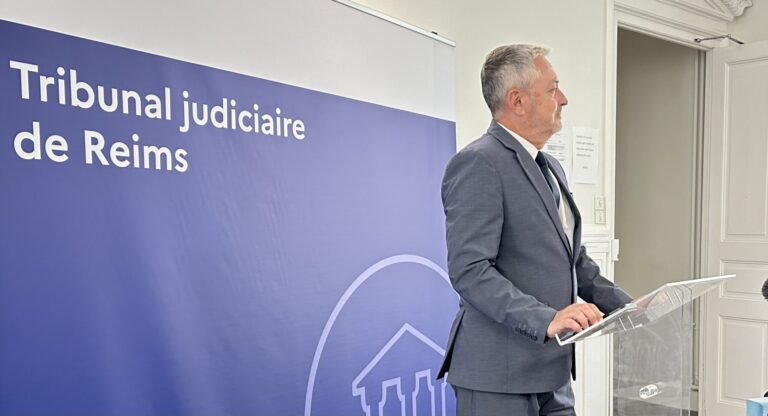 PLUSIEURS POLICIERS LYNCHÉS, PARCE QU’ILS SONT POLICIERS