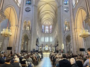 VIOLENCES SEXUELLES DANS L’ÉGLISE : LES VICTIMES ACCUEILLIES AVEC INFINIMENT D’ÉGARDS À NOTRE DAME DE PARIS