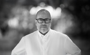 QUAND UN CHEF TRÈS ÉTOILÉ SE MOBILISE POUR LA CRÉATION D’UNE ÉCOLE DU LUXE EN CHAMPAGNE